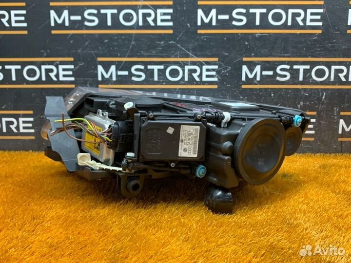 Фара правая Volkswagen Touareg 7L BAR 2007