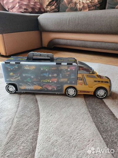 Набор машинок