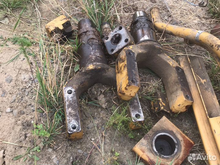 Вилки на отвал бульдозер cat D6r