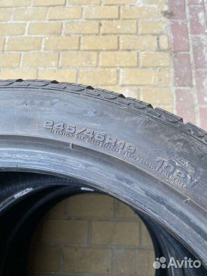 Goodyear UltraGrip 8 Performance 245/45 R19 102V