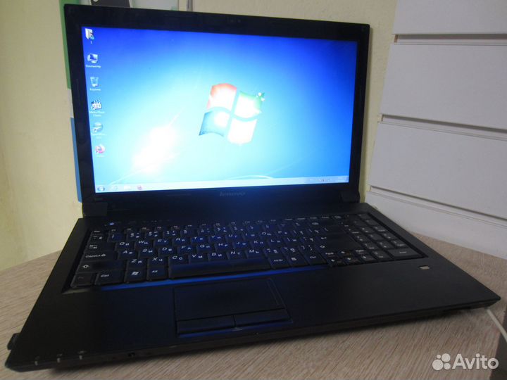 Lenovo B560