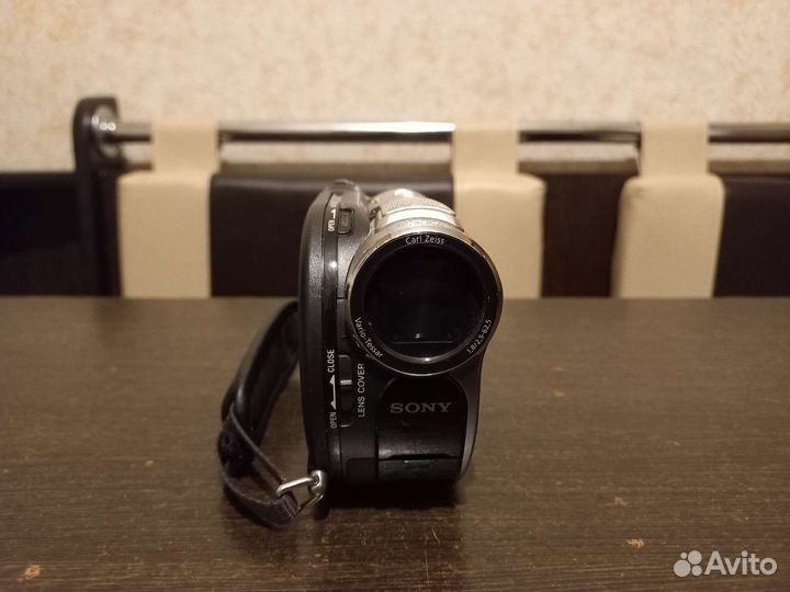 Видеокамера sony handycam