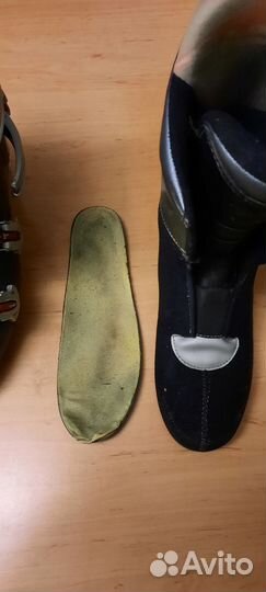 Горнолыжные ботинки