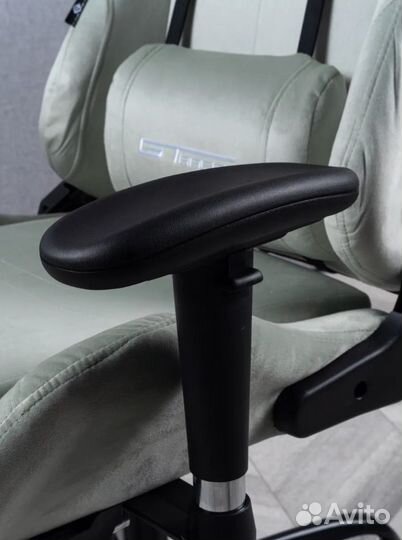 Кресло компьютерное игровое Новое