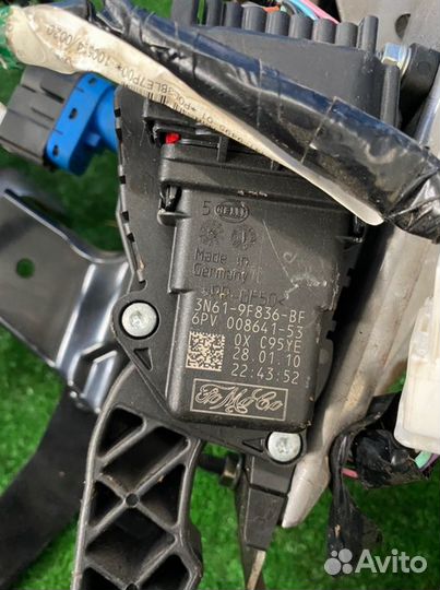 Педальный узел Mazda 3 BL Z6 2011