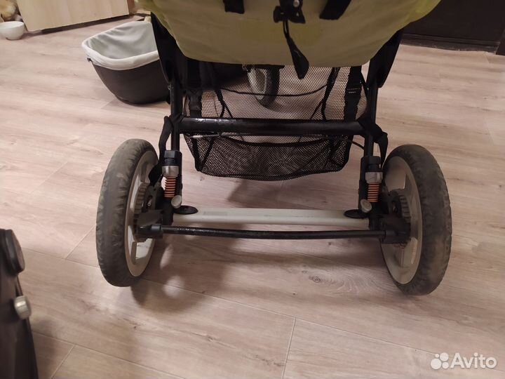 Коляска chicco 3 в 1