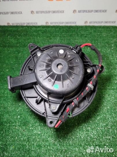 Моторчик отопителя Opel Insignia I (2008—2013)