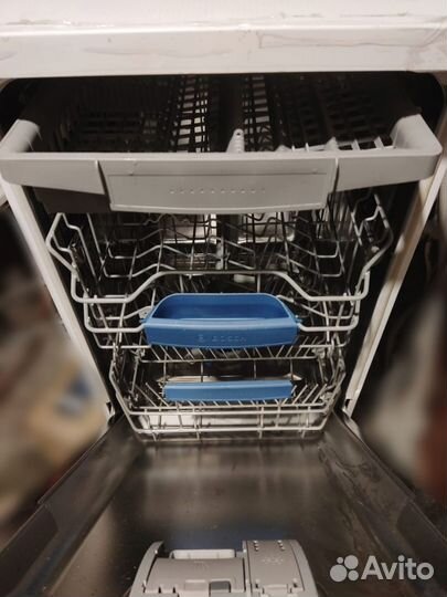 Посудомой/Bosch/sps69t72ru/гарантия/3корзины