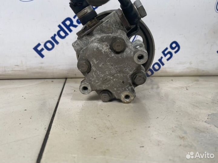 Насос гур Audi A4 B7 2.0 (BGB) 2006