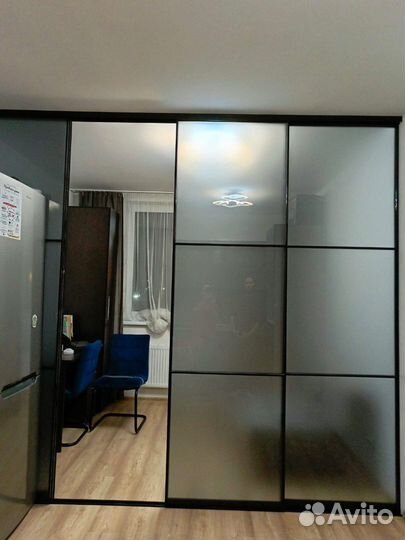 Перегородки стекло графит в комнату