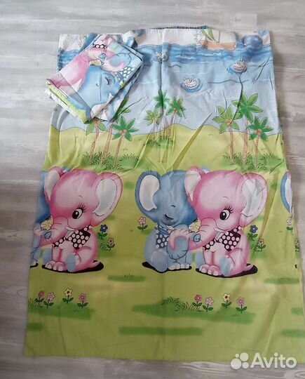 Ковёр, Махровое полотенце, постельное бельё