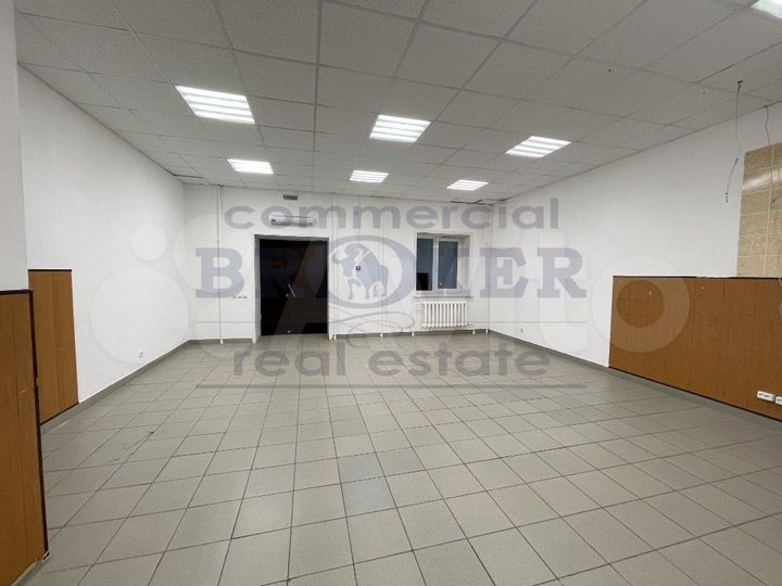 Аренда - Торгового Помещения - 64 м²