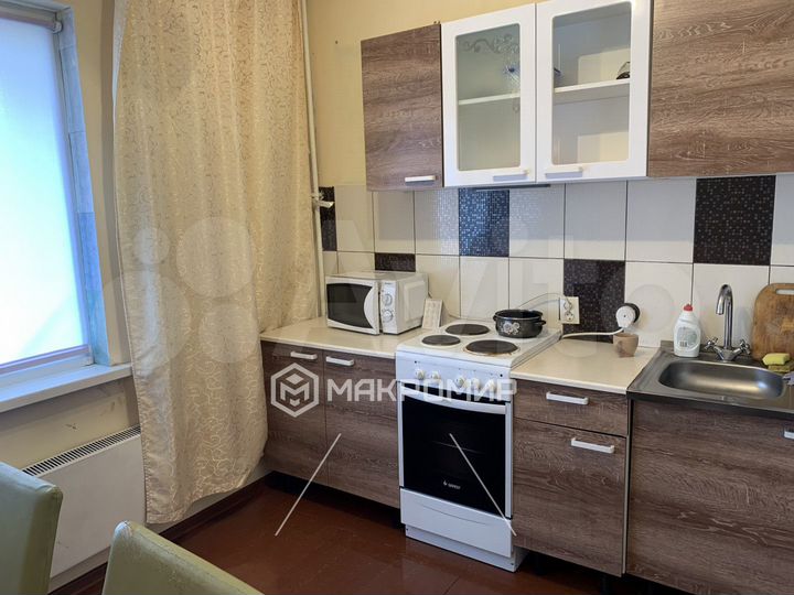 1-к. квартира, 37 м², 1/10 эт.