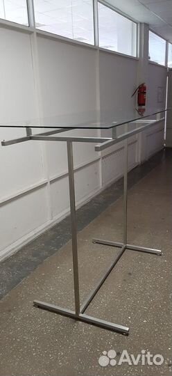 Продается вешало для одежды