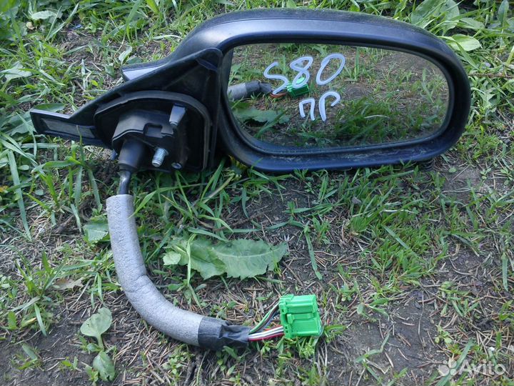 Зеркало правое на Вольво S80 2003 года