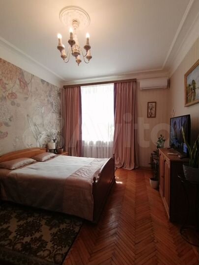 3-к. квартира, 70,2 м², 4/4 эт.