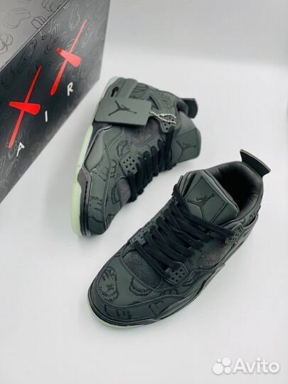 Nike Air Jordan Kaws