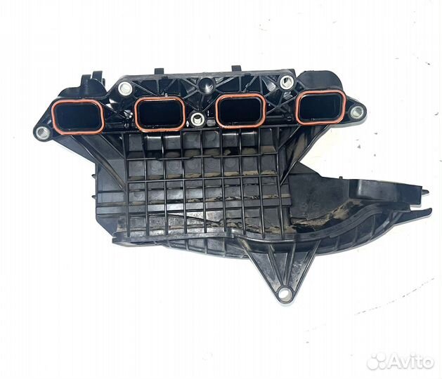 Впускной коллектор VW Golf 6 (1.4 ) турбо