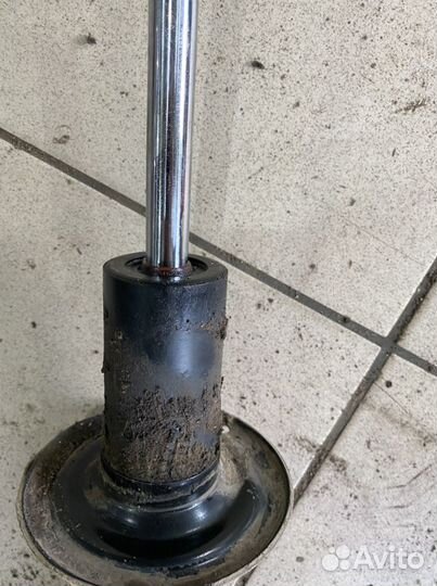 Стойки передние Audi Q5