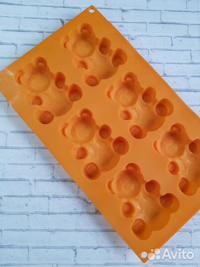 Силиконовая форма мишка Барни