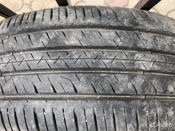 Goodyear EfficientGrip Performance SUV 225/55 R19