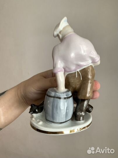 Фарфоровая статуэтка лфз Кот и повар СССР