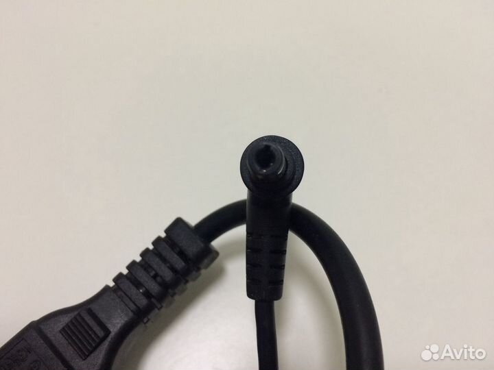 Блок питания ноутбука 19v 4,74a 5,5 х 2,5 мм ориг