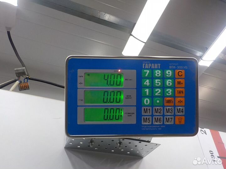 Обшивка двери задней левой на Land Rover Range Rov