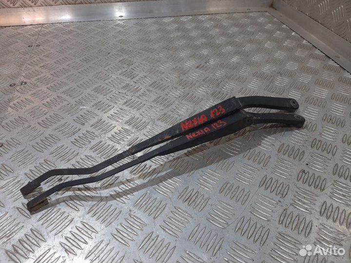 Поводок стеклоочистителя передний Daewoo Nexia