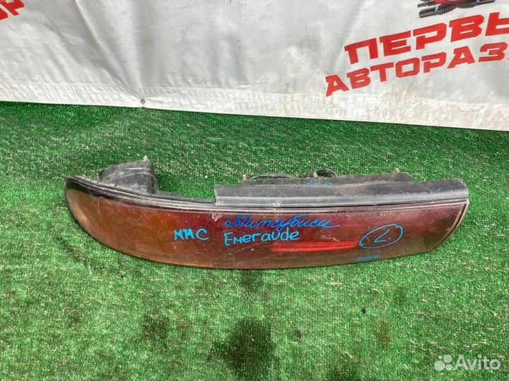 Фонарь задний левый Mitsubishi Emeraude