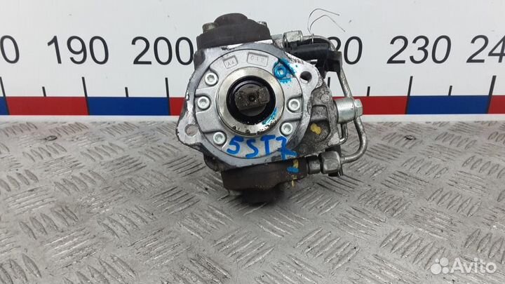 Насос топливный (тнвд) Toyota Avensis