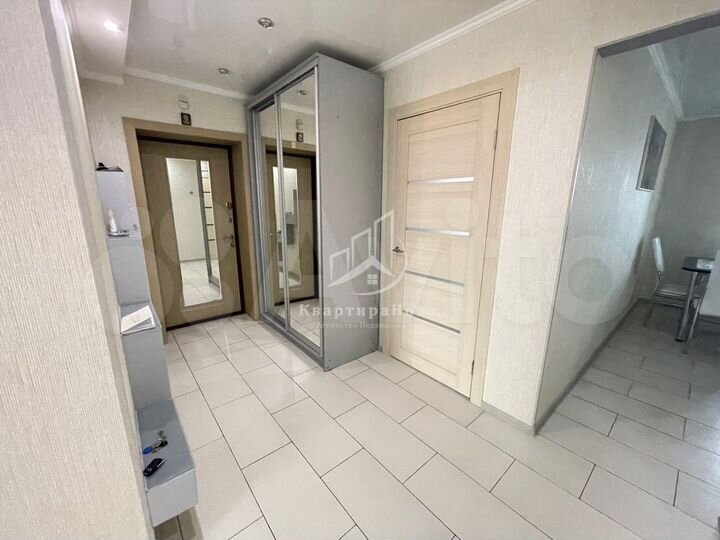 2-к. квартира, 60 м², 7/10 эт.