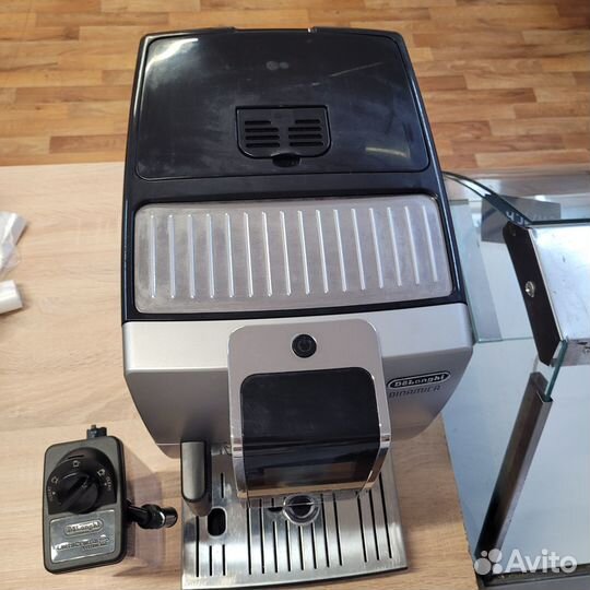 Кофемашина DeLonghi DeLonghi ecam 350.55.SB серый