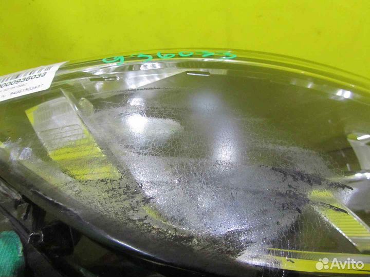 Фара правая Volkswagen Passat