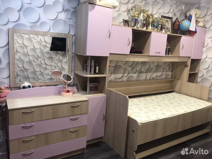 Набор мебели в детскую для девочки «ника»