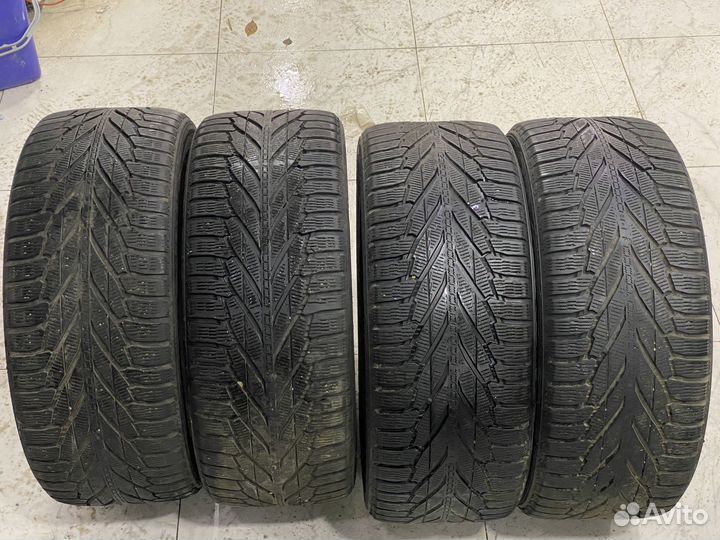 Nokian Tyres Hakkapeliitta R2 SUV 265/40 R21 105R