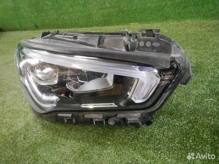 Фара правая Mercedes-Benz CLA-Class