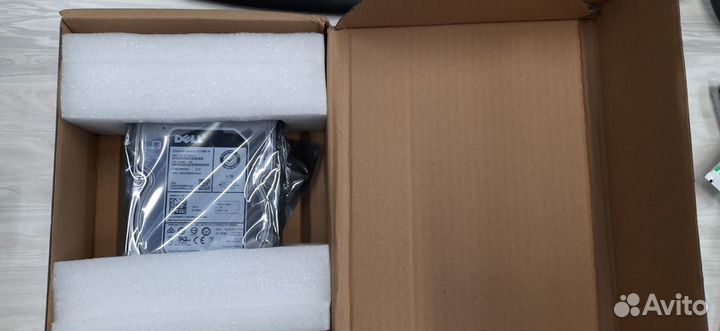 Продаю Жесткий диск YXG4K Dell 4TB 7.2K 12Gb/s 3.5