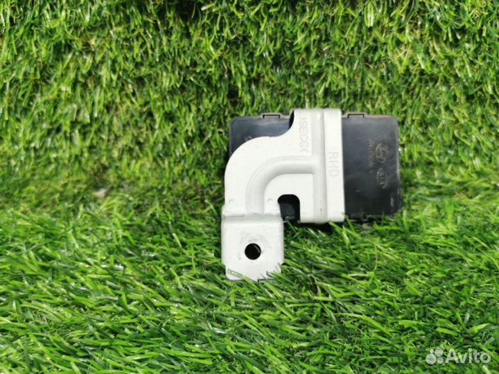 Блок реле Hyundai Grandeur HG L6DG 2014