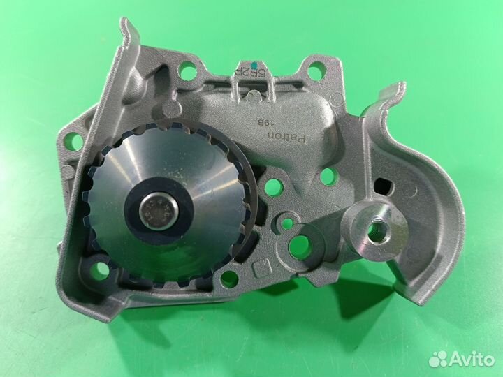 Помпа для Renault Logan