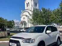 Mitsubishi Outlander 2.0 CVT, 2011, 295 000 км, с пробегом, цена 1 200 000 руб.