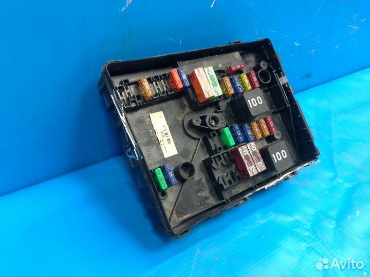 Блок предохранителей Skoda Octavia (A5 1Z) 2004-20