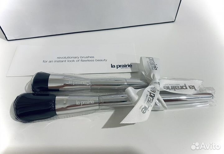 Кисти La prairie (набор из 2х штук)