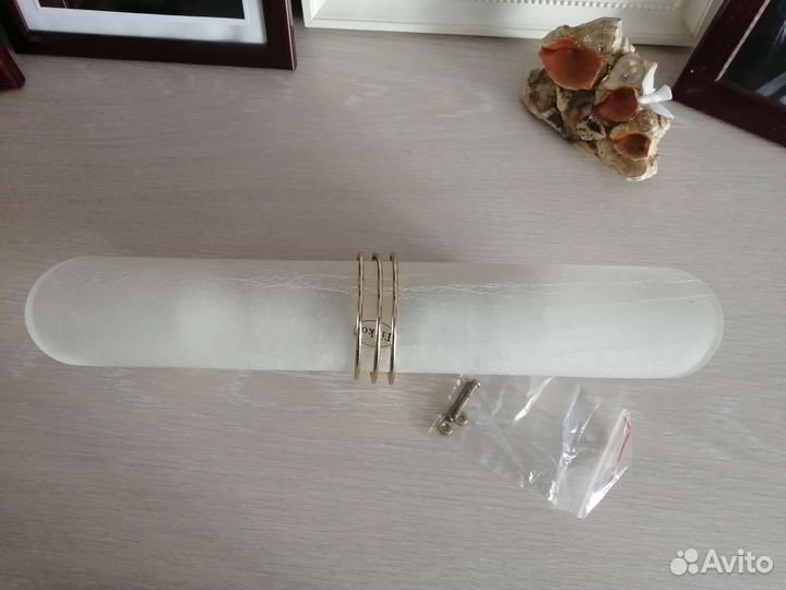 Светильник настенный новый