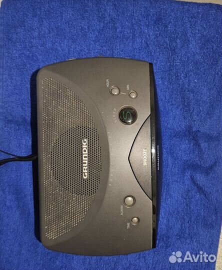 Радиоприемник grundig с часами