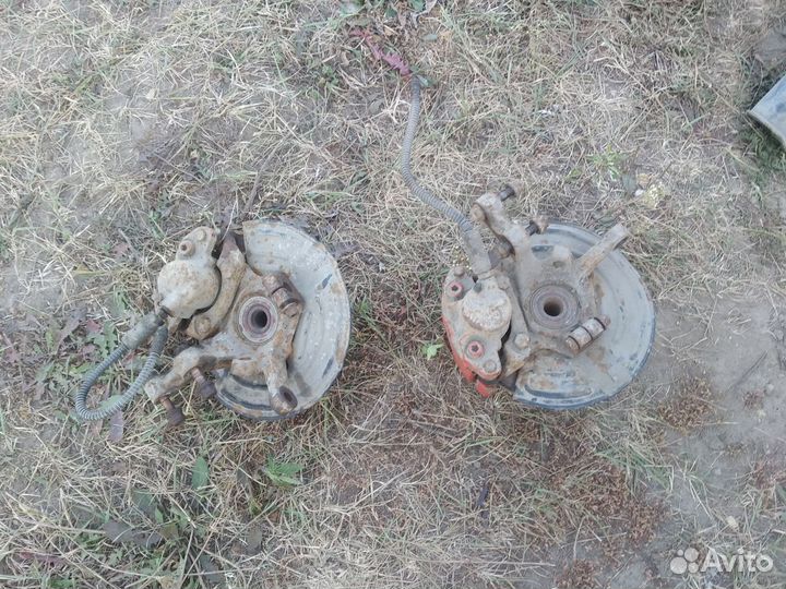 Поворотный кулак Renault Megan Renault Symbol