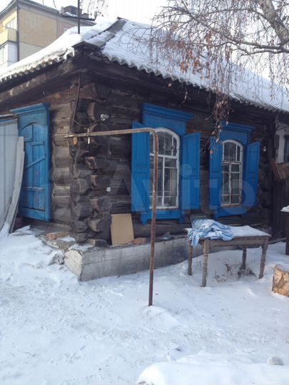 Дом 30 м² на участке 8 сот.