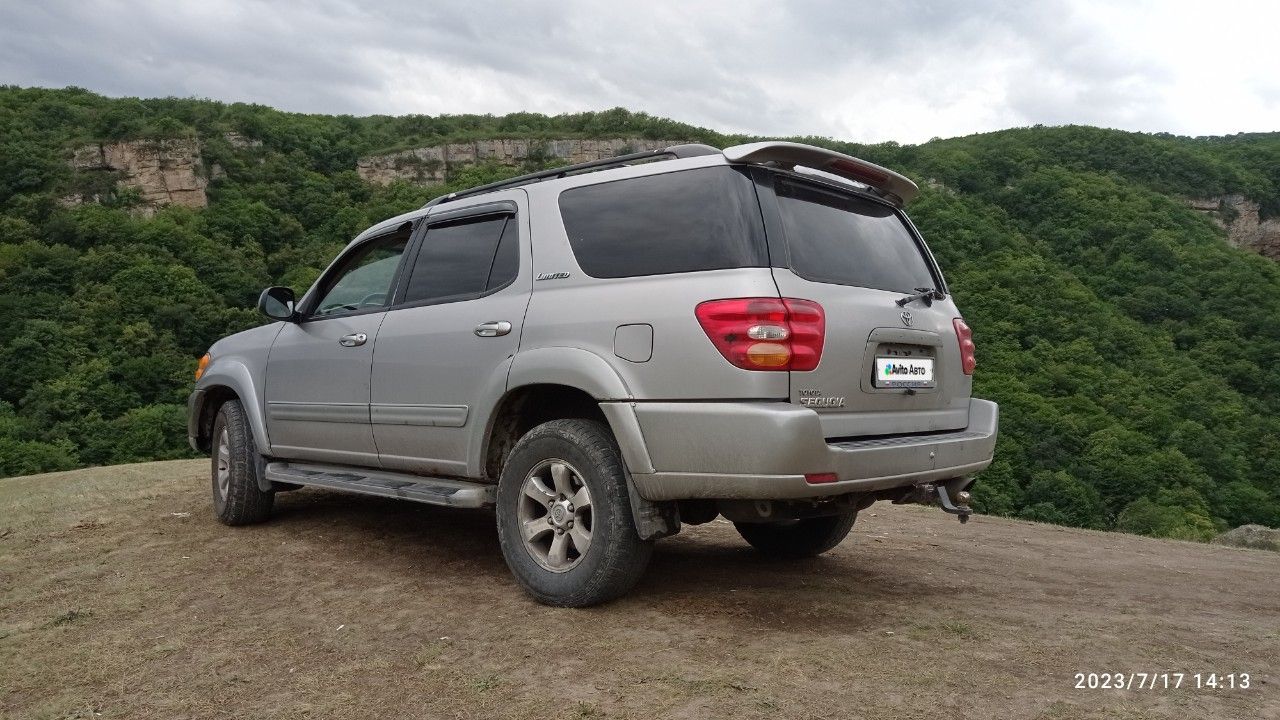 Toyota Sequoia: фото из отзыва