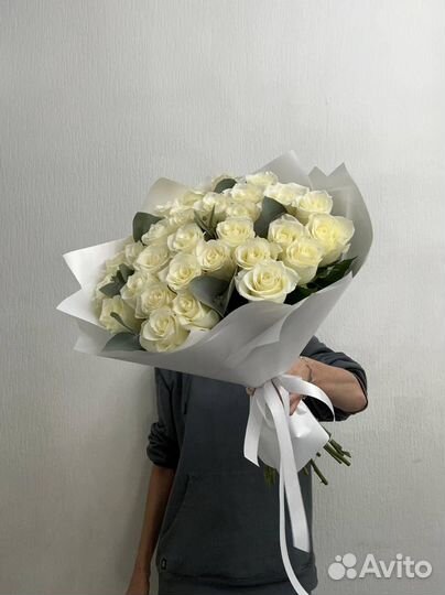 Розы 21,35,51,101 Эквадор доставка волгоград