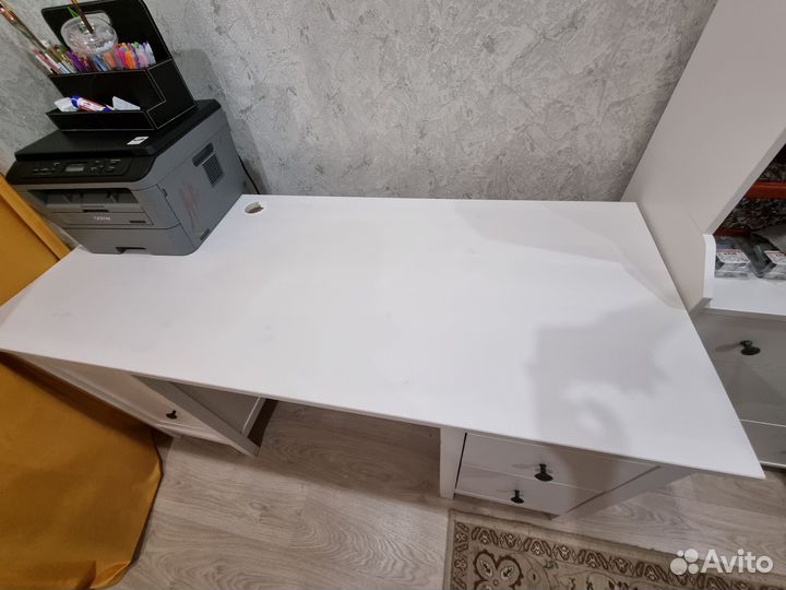 Письменный стол IKEA белый